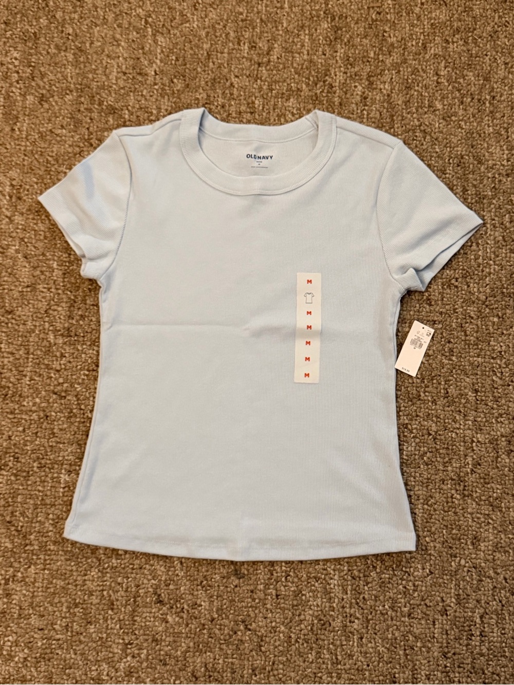 🤍New Old Navy 4 piece Tee & Tank  set🤍 - Picture 3 of 6